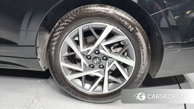 Hyundai Grandeur (GN7) id 3528882 из Кореи 15