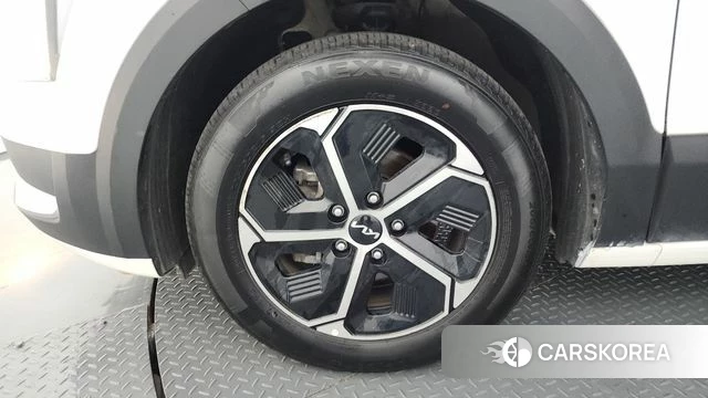 Kia Di Ol Nu Niro id 4541370 из Кореи 25