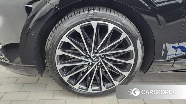 Hyundai Grandeur (GN7) id 4422079 из Кореи 32