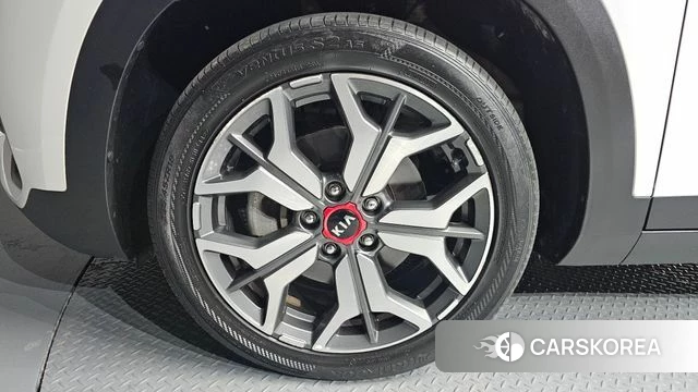 Kia Seltos id 4477167 из Кореи 15
