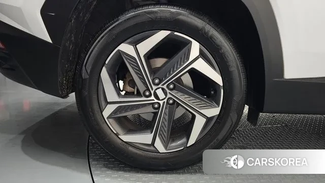 Hyundai Tucson (NX4) id 3777460 из Кореи 15