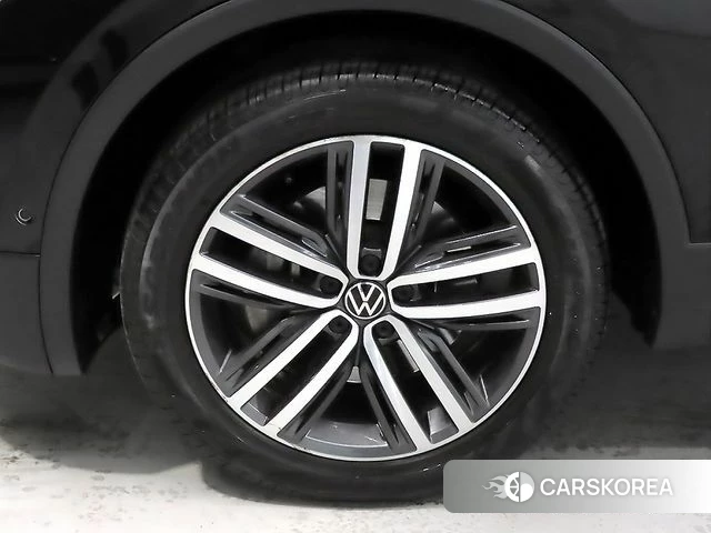 Volkswagen Tiguan Allspace id 4388304 из Кореи 15