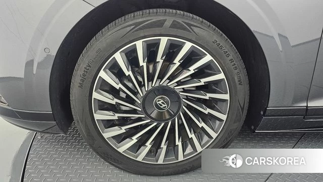 Hyundai Grandeur Hybrid (GN7) id 4715656 из Кореи 32