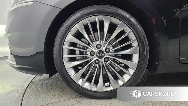 Kia Come New K7 id 3873880 из Кореи 15