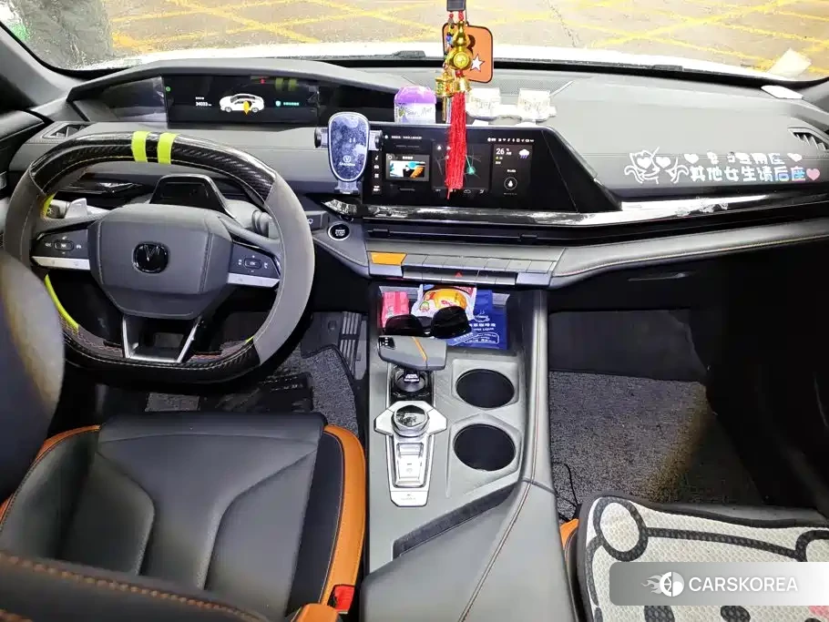 Chang'an UNI-V id 4686259 из Китая 11