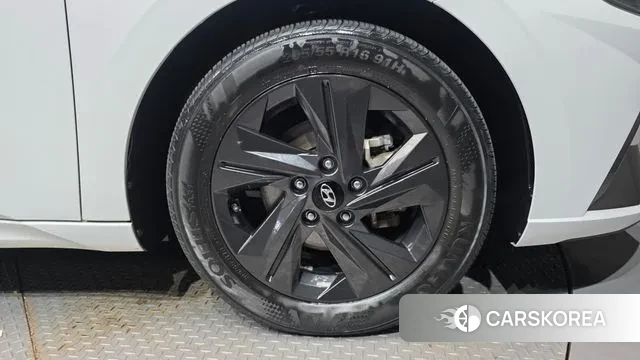 Hyundai Avante Hybrid (CN7) id 3587563 из Кореи 15