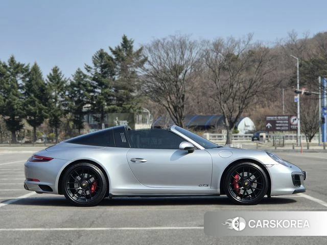 Porsche 911 id 3796297 из Кореи 11