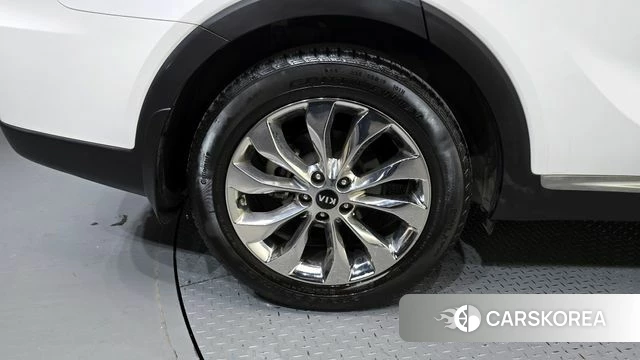 Kia The New Sorento id 3905759 из Кореи 15