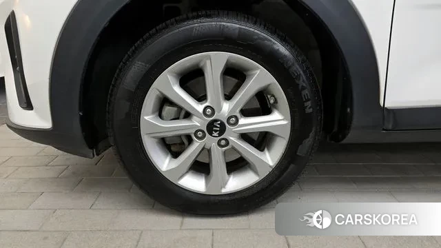 Kia Stonic id 3485060 из Кореи 15