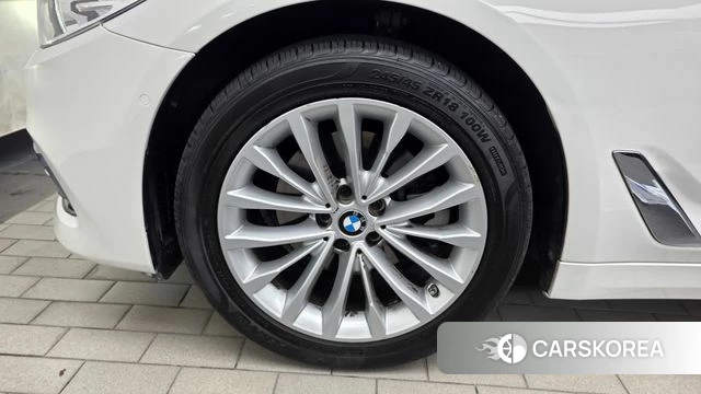 BMW 5 Series (G30) id 4658105 из Кореи 15