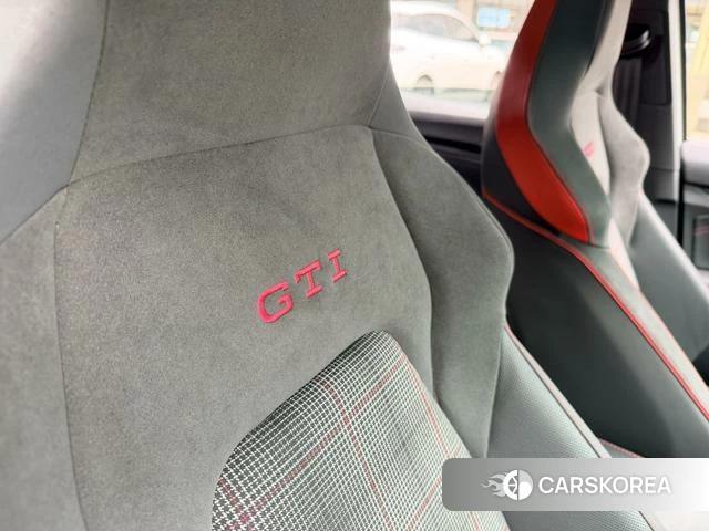 Volkswagen Golf GTI id 4278202 из Китая 11