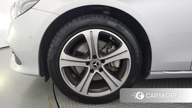 Mercedes-Benz E-Class W213 id 3220669 из Кореи 15