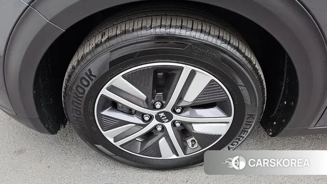 Kia The New Niro id 3747633 из Кореи 15