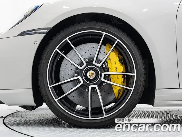 Porsche 911(992) id 2953967 из Кореи 12