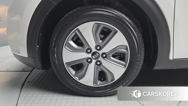 Kia Niro id 4574287 из Кореи 15