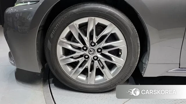 Lexus LS500 5th generation id 3617190 из Кореи 15