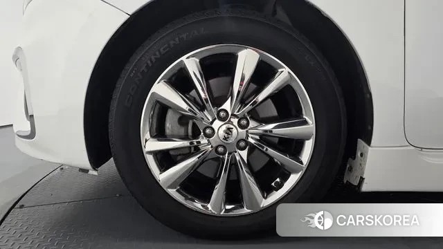 Kia The New Carnival id 3215248 из Кореи 15