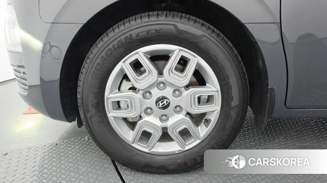 Hyundai Staria id 4649637 из Кореи 15