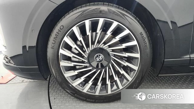 Hyundai Grandeur (GN7) id 3964316 из Кореи 15