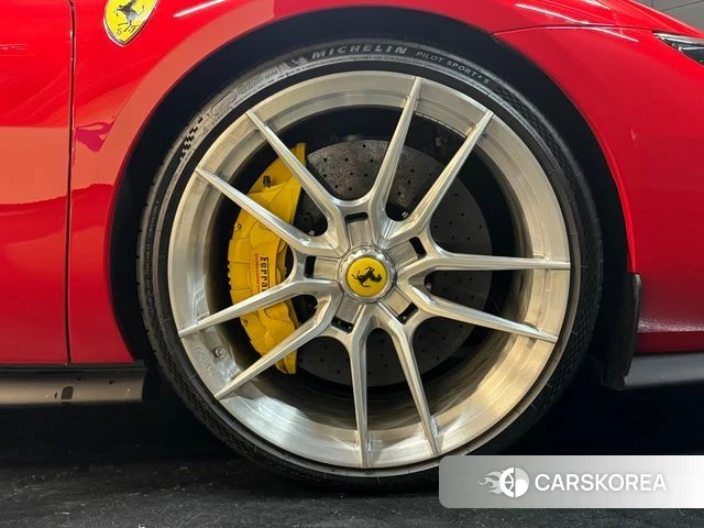 Ferrari 296 GTB id 4752945 из Кореи 15