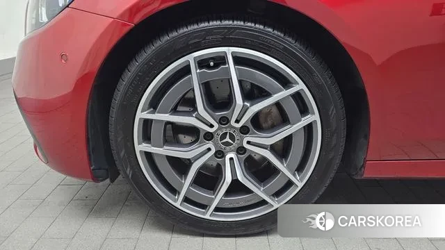 Mercedes-Benz E-Class W213 id 3708453 из Кореи 15