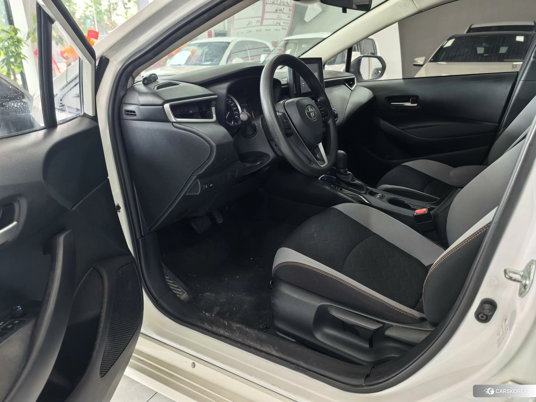 Toyota Corolla id 4405751 из Китая 7
