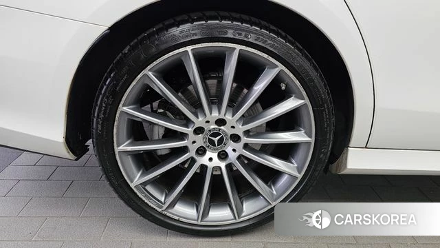 Mercedes-Benz E-Class W213 id 4794569 из Кореи 29