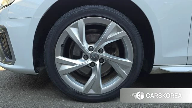 Audi A4 (B9) id 3904563 из Кореи 15