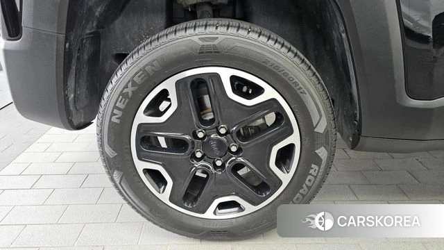 Jeep Renegade id 4794797 из Кореи 15