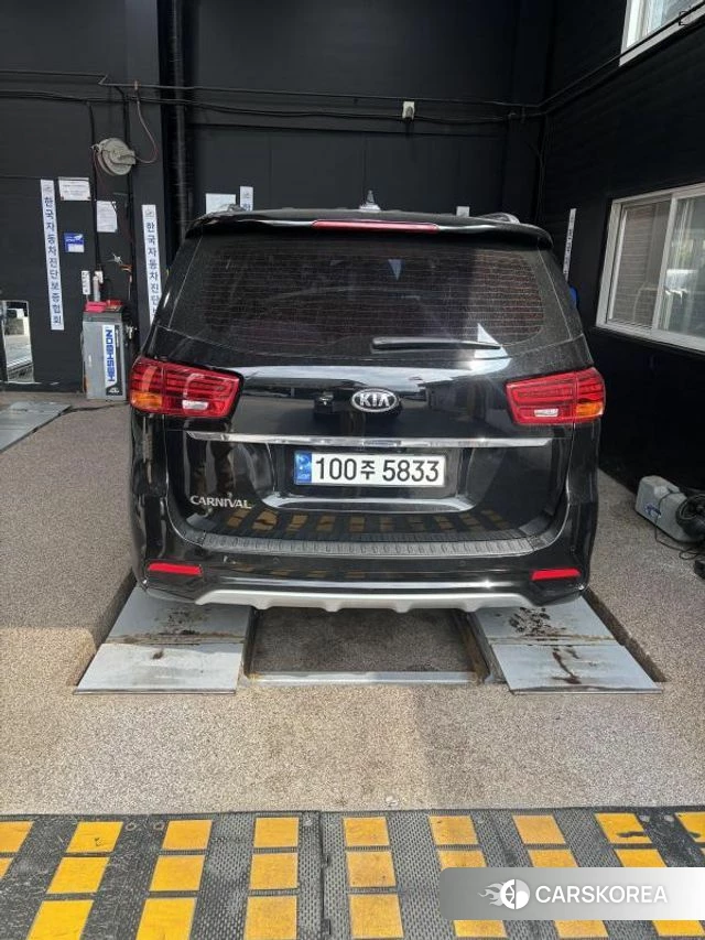 Kia The New Carnival 2018 Черный из Кореи, фото 6
