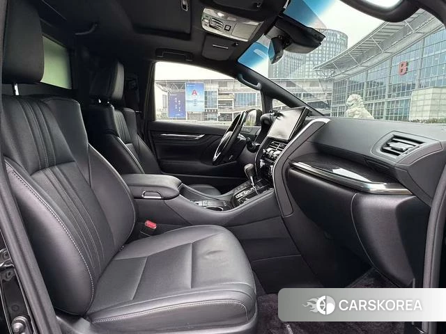 Lexus LM id 4276288 из Китая 9