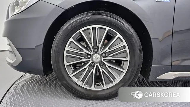 Hyundai Grandeur IG Hybrid id 3284910 из Кореи 15