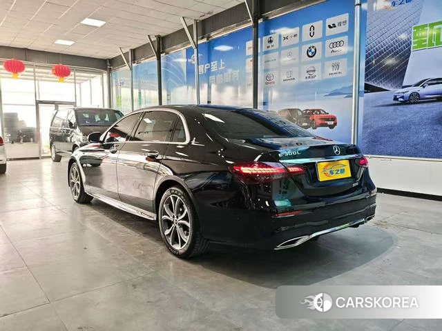 Mercedes-Benz E-class 2022 Черный из Китая, фото 5