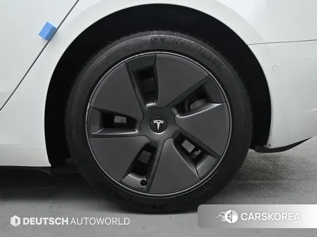 Tesla Model 3 id 2989791 из Кореи 14