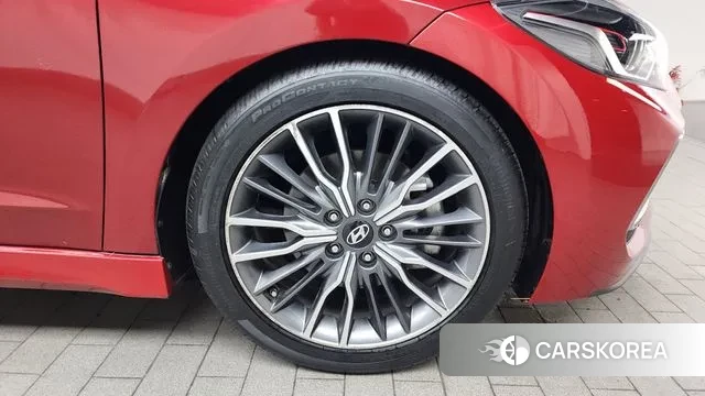 Hyundai Avante AD id 3005013 из Кореи 15