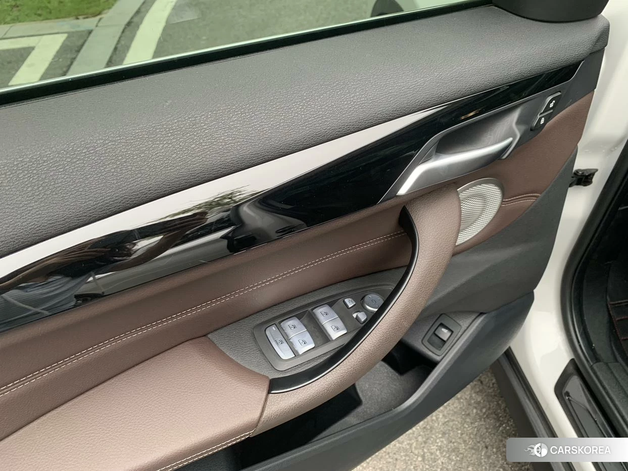 BMW X1 id 4513713 из Китая 9