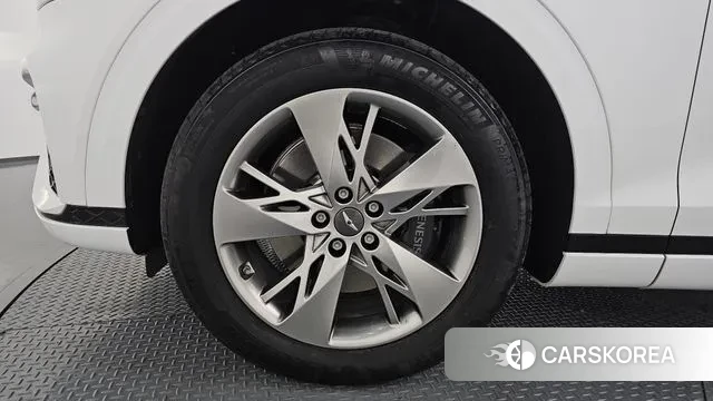 Genesis GV70 id 3478108 из Кореи 15