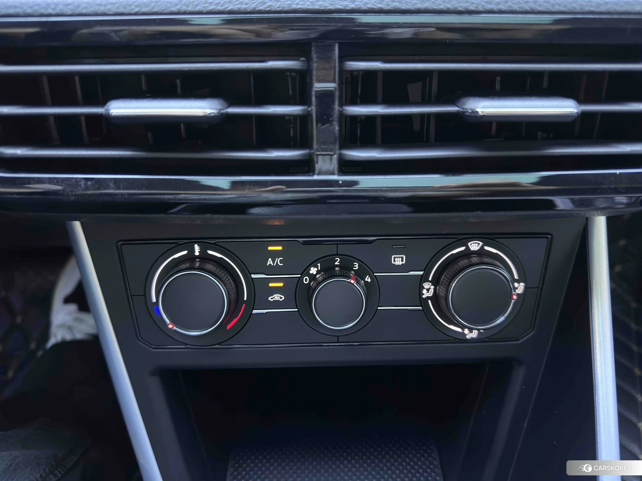 Volkswagen Polo id 4485369 из Китая 15