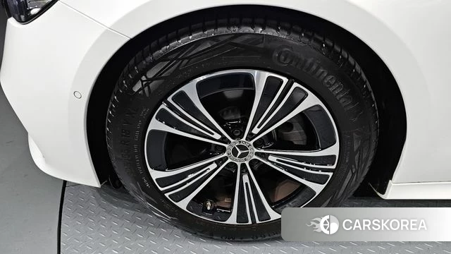 Mercedes-Benz E-Class W214 id 3831494 из Кореи 15