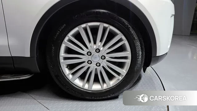 Land Rover Discovery 5 id 3029325 из Кореи 15