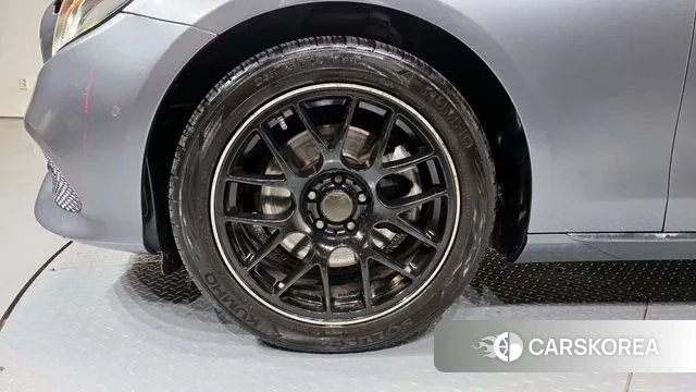 Mercedes-Benz E-Class W213 id 3646976 из Кореи 15