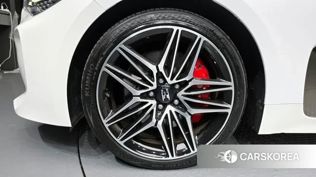 Kia Stinger Meister id 3438911 из Кореи 15