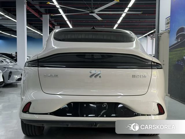 Zhiji Automobile Zhiji LS6 2023 Другой из Китая, фото 5