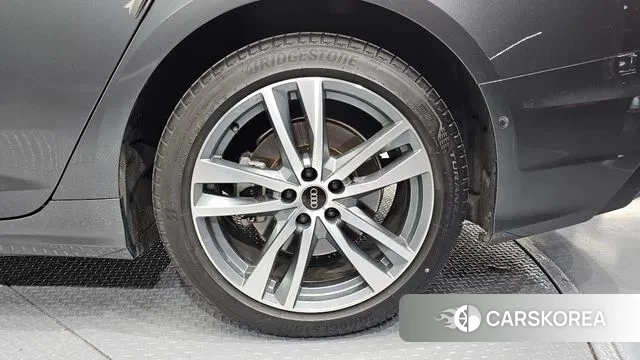 Audi A6 (C8) id 3518356 из Кореи 15