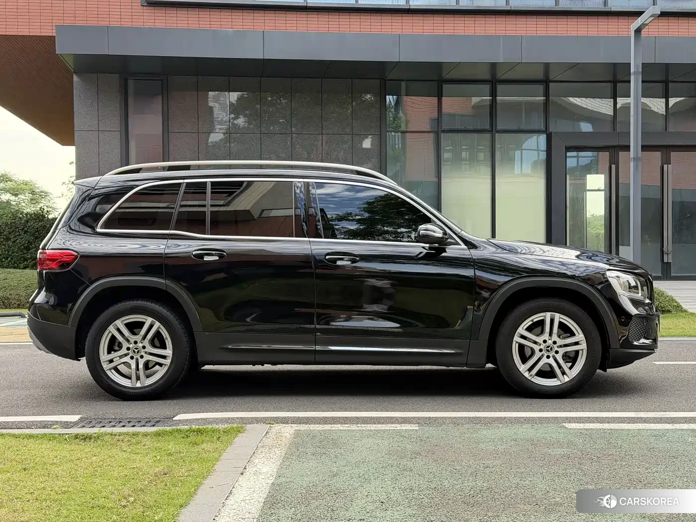 Mercedes-Benz GLB id 4565112 из Китая 16