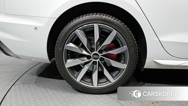 Audi A4 (B9) id 3922678 из Кореи 15