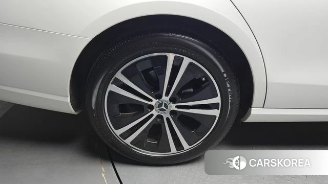 Mercedes-Benz E-Class W213 id 4631566 из Кореи 15