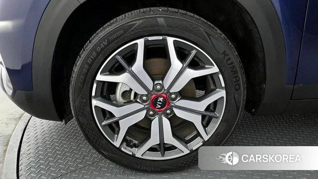 Kia Seltos id 3954482 из Кореи 15