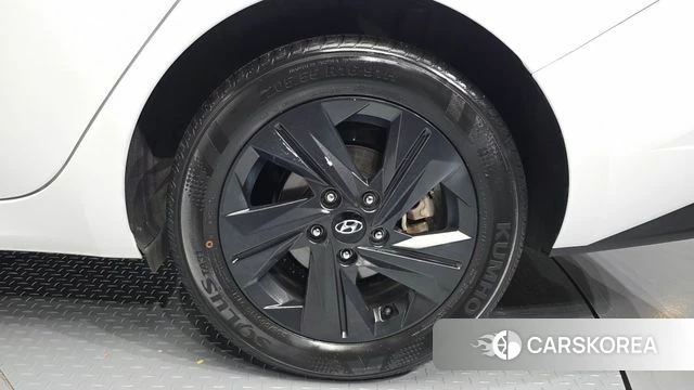 Hyundai Avante (CN7) id 3877839 из Кореи 15