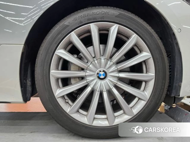 BMW 6 Series GT (G32) 2024 Белый из Кореи, фото 5